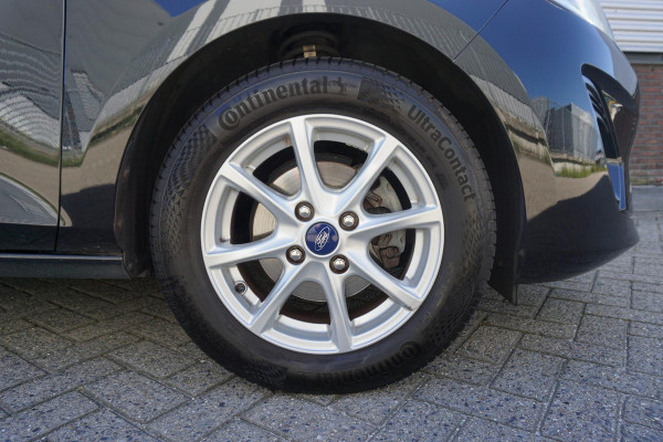 Ford Fiesta 1.0 EcoB.95PK Titanium X/Navigatie/Apple CarPlay/ Winterpakket/Dealeronderhouden