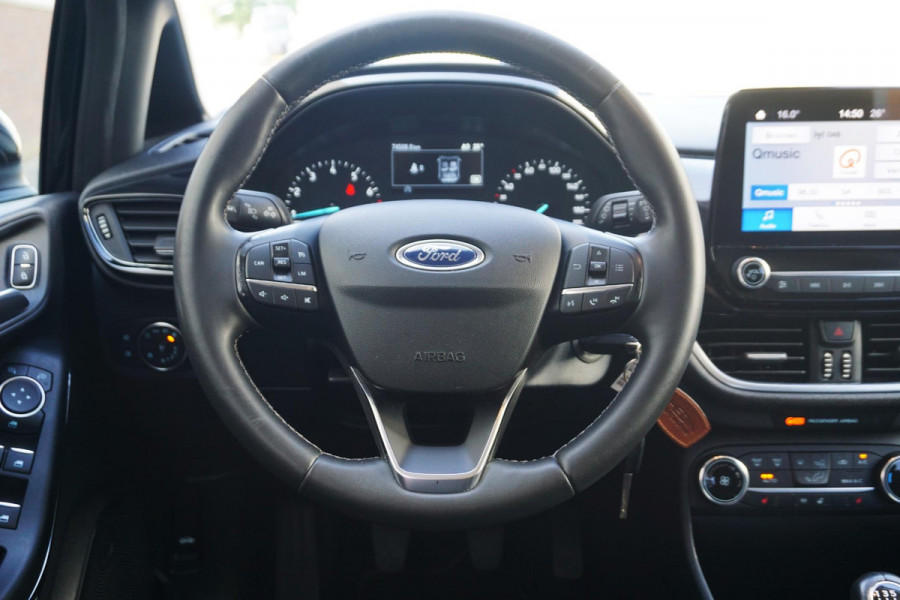 Ford Fiesta 1.0 EcoB.95PK Titanium X/Navigatie/Apple CarPlay/ Winterpakket/Dealeronderhouden