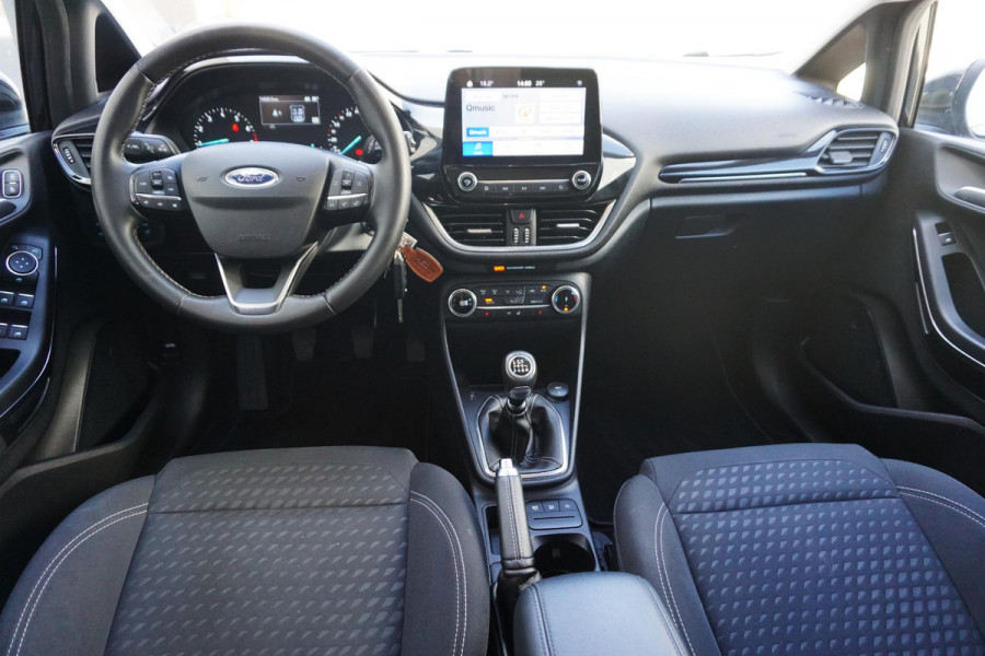 Ford Fiesta 1.0 EcoB.95PK Titanium X/Navigatie/Apple CarPlay/ Winterpakket/Dealeronderhouden