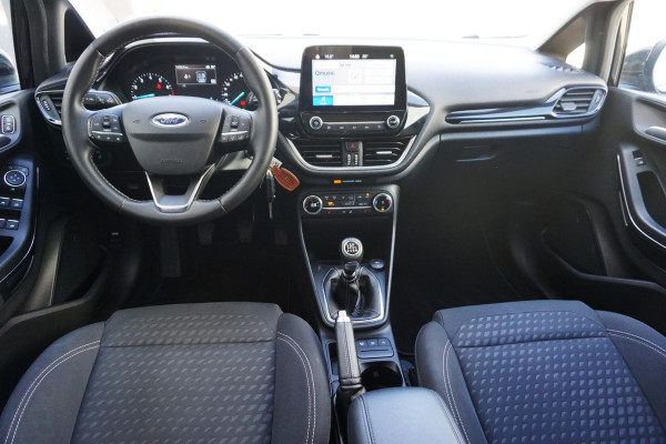 Ford Fiesta 1.0 EcoB.95PK Titanium X/Navigatie/Apple CarPlay/ Winterpakket/Dealeronderhouden