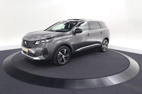 Peugeot 5008 PureTech 130 EAT8 GT | 7 Zitplaatsen | Schuif-/Kanteldak | Camera | Adaptieve Cruise Control