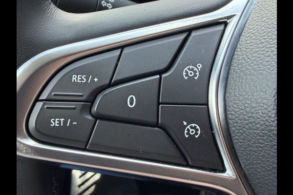 Renault Captur 160pk E-Tech Plug-in Hybrid Intens (Camera - LED - Keyless Entry - 17"incl 4S - Parkeersensoren V+A - Navigatie - Automatische A