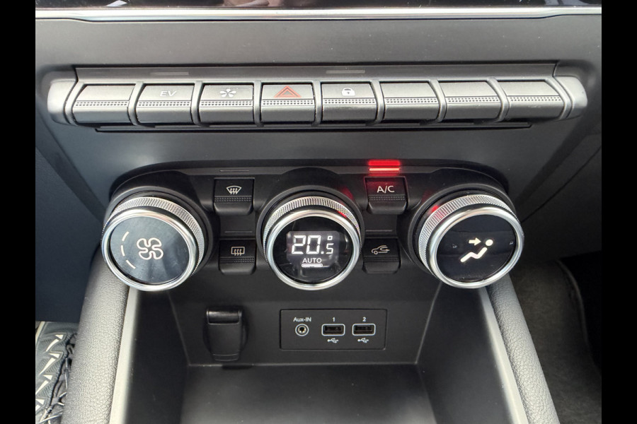 Renault Captur 160pk E-Tech Plug-in Hybrid Intens (Camera - LED - Keyless Entry - 17"incl 4S - Parkeersensoren V+A - Navigatie - Automatische A