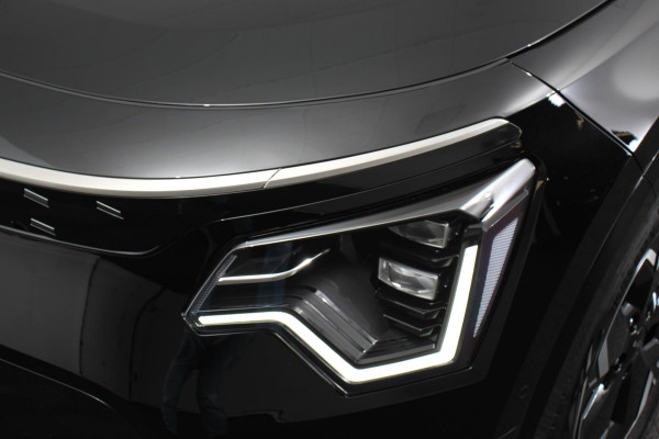 Kia Niro EV DynamicPlusLine 64.8 kWh SOH 100% Navigatie Half Leder Schuif-kantel dak Elektrische bedienbare achterklep DAB Led Camera