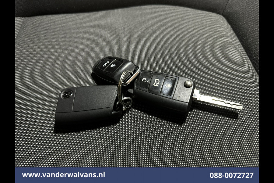 Volkswagen Crafter 2.0 TDI 141pk L3H3 L2H2 Euro6 Airco | Navigatie | Apple Carplay | Chauffeursstoel Android Auto, Standkachel, Parkeersensoren, 3000kg trekvermogen