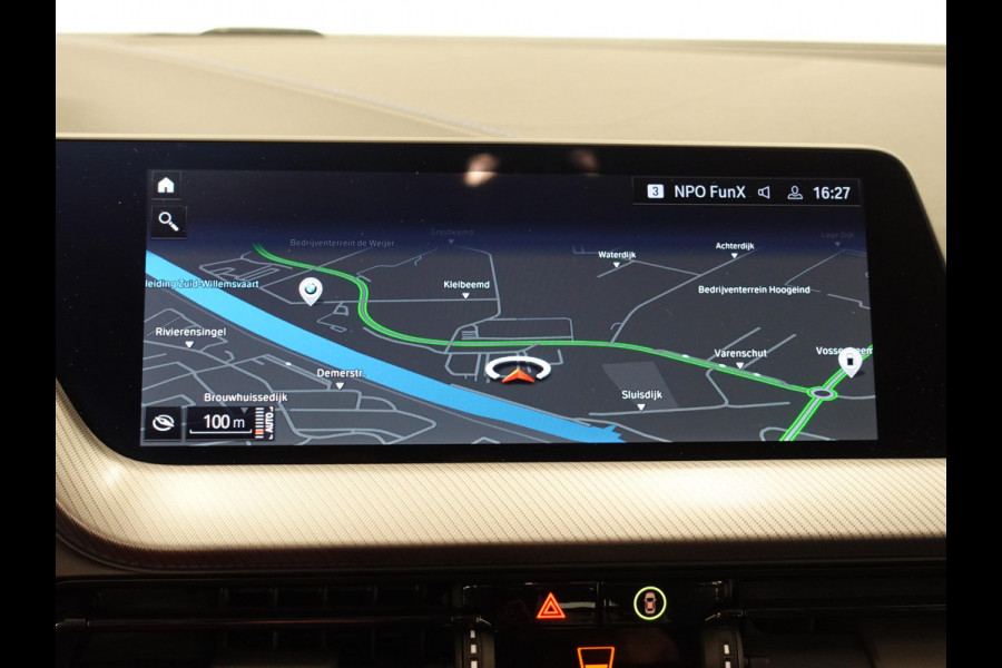 BMW 1-serie 118i M-Sport Automaat Digitale Cockpit Climate control Stoel verwarming LED  Sfeer verlichting Lichtmetalen velgen Navigatie Apple carplay/ Android auto Parkeersensoren