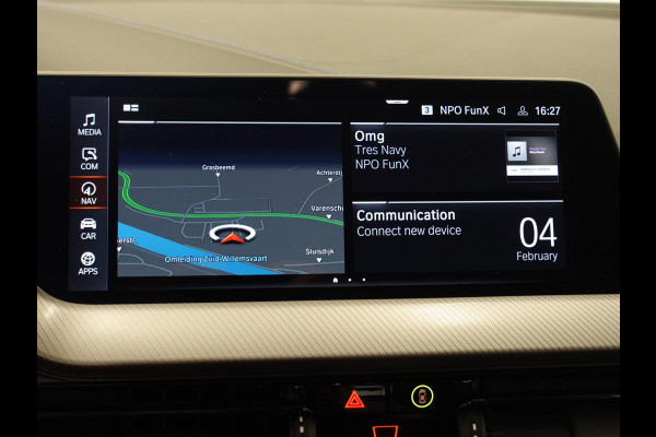 BMW 1-serie 118i M-Sport Automaat Digitale Cockpit Climate control Stoel verwarming LED  Sfeer verlichting Lichtmetalen velgen Navigatie Apple carplay/ Android auto Parkeersensoren