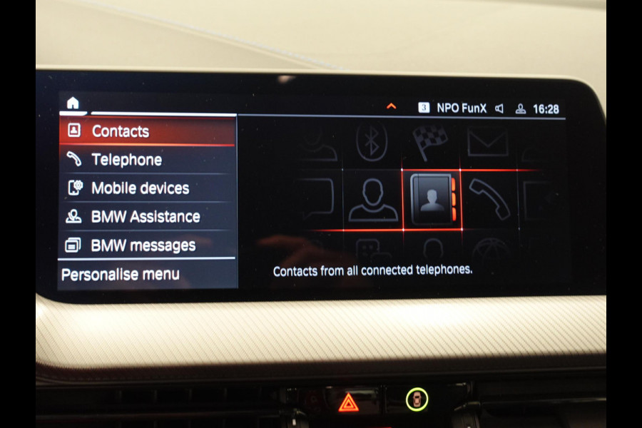 BMW 1-serie 118i M-Sport Automaat Digitale Cockpit Climate control Stoel verwarming LED  Sfeer verlichting Lichtmetalen velgen Navigatie Apple carplay/ Android auto Parkeersensoren