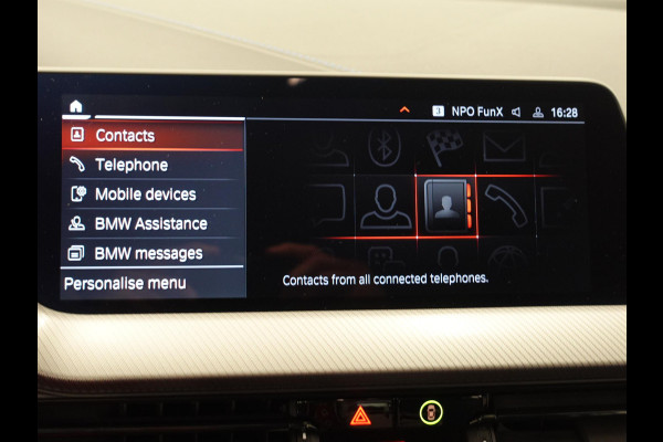 BMW 1-serie 118i M-Sport Automaat Digitale Cockpit Climate control Stoel verwarming LED  Sfeer verlichting Lichtmetalen velgen Navigatie Apple carplay/ Android auto Parkeersensoren