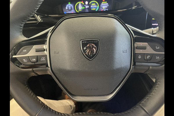 Peugeot 308 SW 1.6 PHEV 180pk Active Pack Business Navigatie Carplay PDC VA + Camera 17" LM Velgen Adaptive Cruise Control Full LED Virtual Cockpit