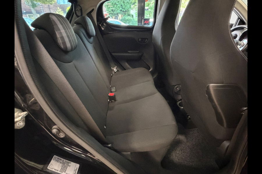 Peugeot 108 5 Drs. 1.0 e-VTi Active START/STOP AIRCO BLUETOOTH ELEKTR. RAMEN AUX USB