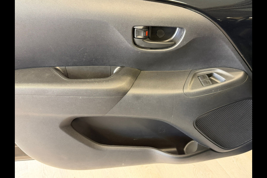Peugeot 108 5 Drs. 1.0 e-VTi Active START/STOP AIRCO BLUETOOTH ELEKTR. RAMEN AUX USB