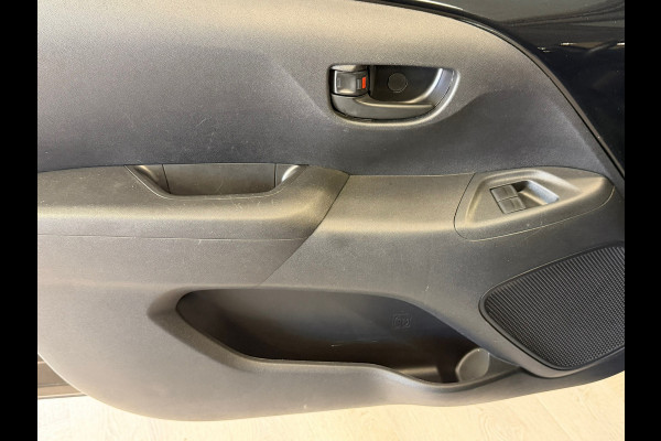Peugeot 108 5 Drs. 1.0 e-VTi Active START/STOP AIRCO BLUETOOTH ELEKTR. RAMEN AUX USB