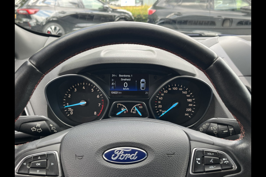 Ford Kuga 1.5 EcoBoost ST Line 150pk/110kW 6-bak | Afn. trekhaak | Bi-Xenon | Sony | Camera | Elek. achterklep | Winter Pack | etc. etc.