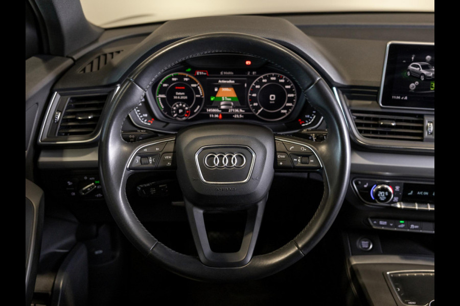 Audi Q5 55 TFSI e S-Line edition / 367pk / Panorama dak / Trekhaak / Leder / Achteruitrij camera /