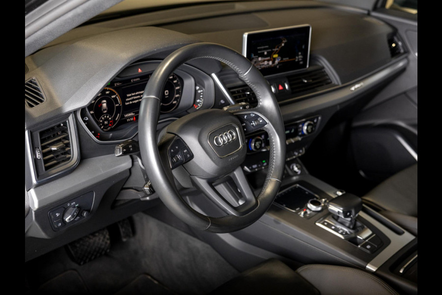 Audi Q5 55 TFSI e S-Line edition / 367pk / Panorama dak / Trekhaak / Leder / Achteruitrij camera /