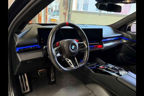 BMW 5 Serie M5 Automaat, Carbon pakket, keramische remmen, HUD, Bowers & Wilkins, M Multifunctionele Stoelen