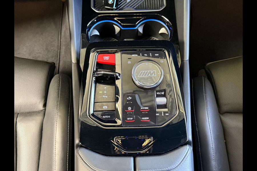 BMW 5 Serie M5 Automaat, Carbon pakket, keramische remmen, HUD, Bowers & Wilkins, M Multifunctionele Stoelen