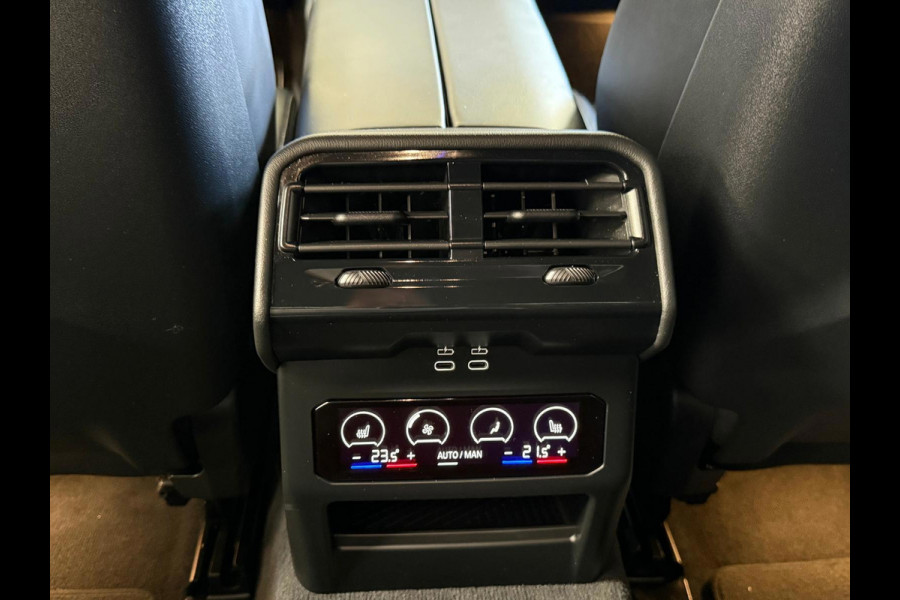 BMW 5 Serie M5 Automaat, Carbon pakket, keramische remmen, HUD, Bowers & Wilkins, M Multifunctionele Stoelen