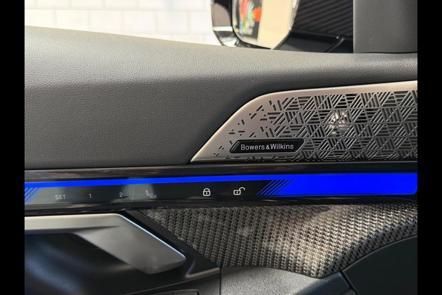 BMW 5 Serie M5 Automaat, Carbon pakket, keramische remmen, HUD, Bowers & Wilkins, M Multifunctionele Stoelen