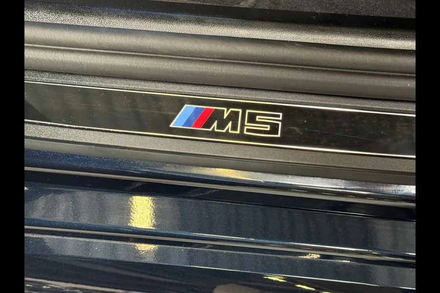 BMW 5 Serie M5 Automaat, Carbon pakket, keramische remmen, HUD, Bowers & Wilkins, M Multifunctionele Stoelen