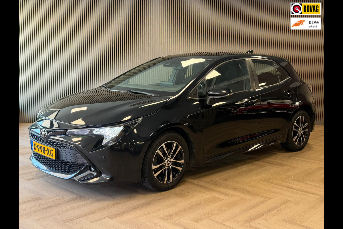 Toyota Corolla 1.2 Turbo First Edition CAMERA PDC AIRCO CRUISE LANE-ASSIST KEYLESS-GO BLUETOOTH MIRRORCAST START-STOP AUTO-HOLD