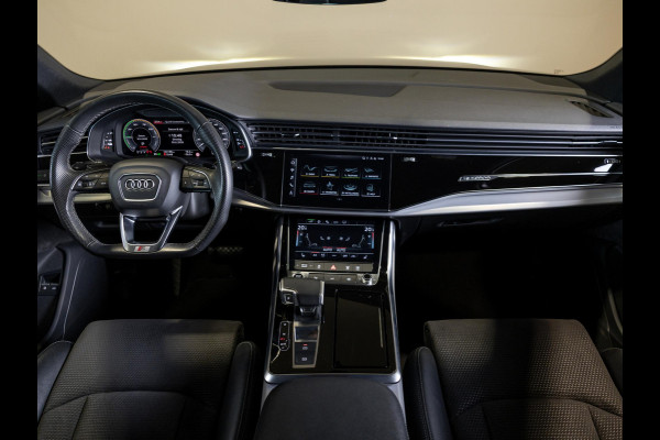 Audi Q7 60 TFSI e quattro 2x S-Line Competition / 456pk / Rondomzicht camera / Elektrische stoelverstelling met geheugen /