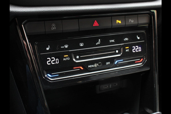 Volkswagen T-Roc 1.5 TSI DSG R-Line Climate control Adaptieve cruise control LED Navigatie Achteruitrijcamera Parkeersensoren Apple Carplay Android Auto Radio