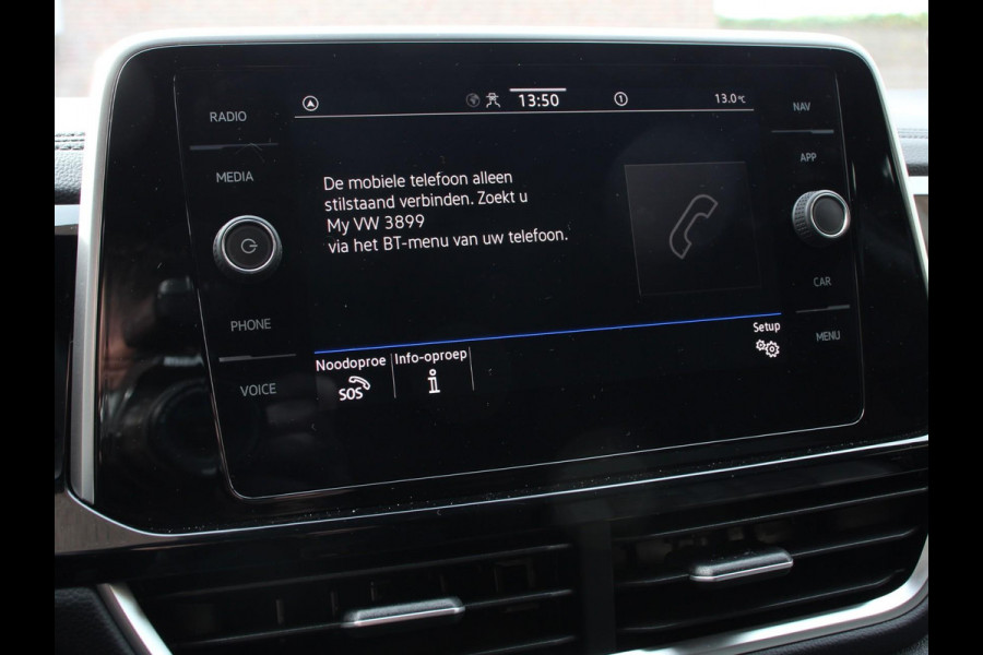 Volkswagen T-Roc 1.5 TSI DSG R-Line Climate control Adaptieve cruise control LED Navigatie Achteruitrijcamera Parkeersensoren Apple Carplay Android Auto Radio