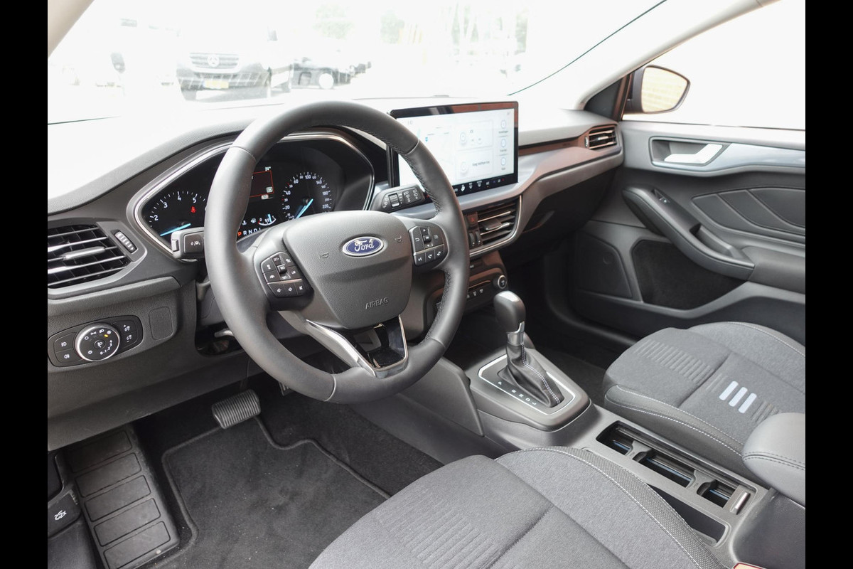 Ford FOCUS Wagon 1.0 EcoBoost 155pk Hybrid Active X Navigatie Climate Control Camera Parkeer sensoren B&O Dab Led Lichtmetalen velgen