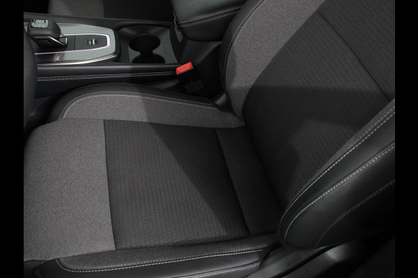 Nissan QASHQAI 1.3 MHEV Automaat N-Connecta Navigatie Climate Control Sfeerverlichting Camera 360 Led Dab verwarmde voorstoelen Adaptieve Cruise Control Digitale Cockpit Lichtmetalen Velgen