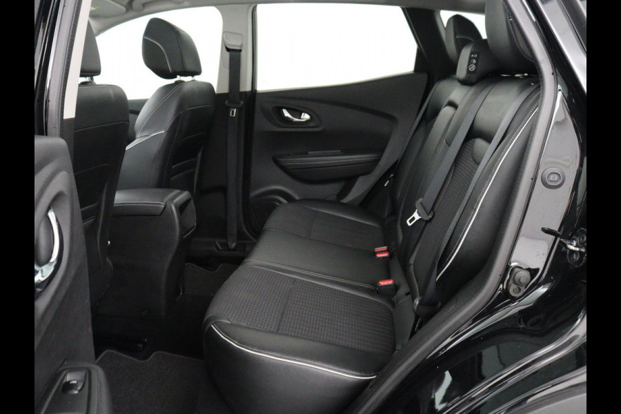 Renault Kadjar 1.2 TCe Bose Panoramadak | Bluetooth | Cruise control | Climate control | Stoelverwarming | Bose Audio | Achteruitrij camera | Parkeersensoren | Navigatie