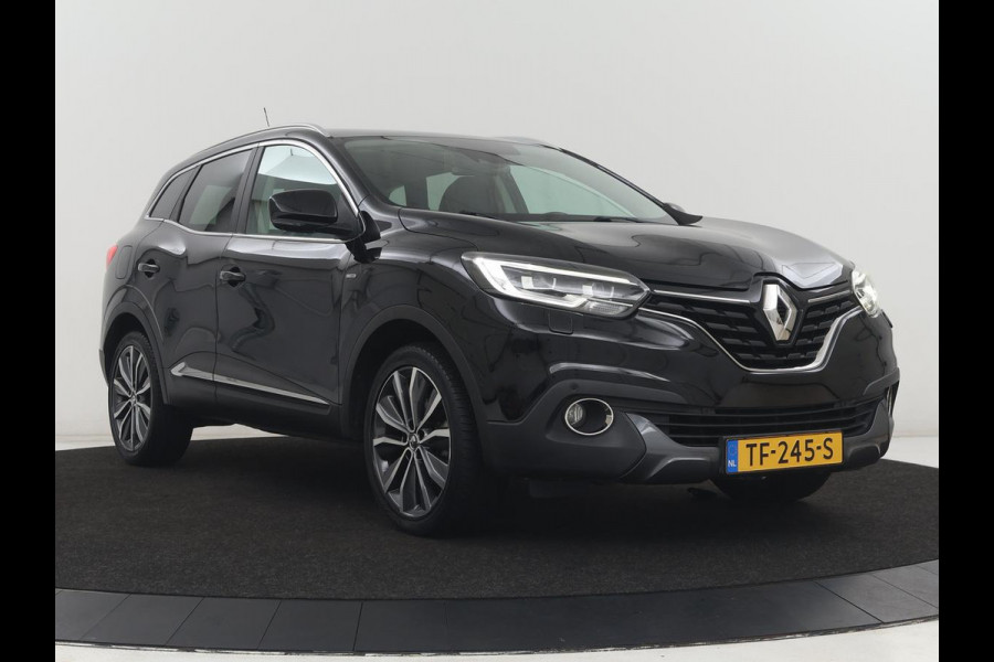Renault Kadjar 1.2 TCe Bose Panoramadak | Bluetooth | Cruise control | Climate control | Stoelverwarming | Bose Audio | Achteruitrij camera | Parkeersensoren | Navigatie