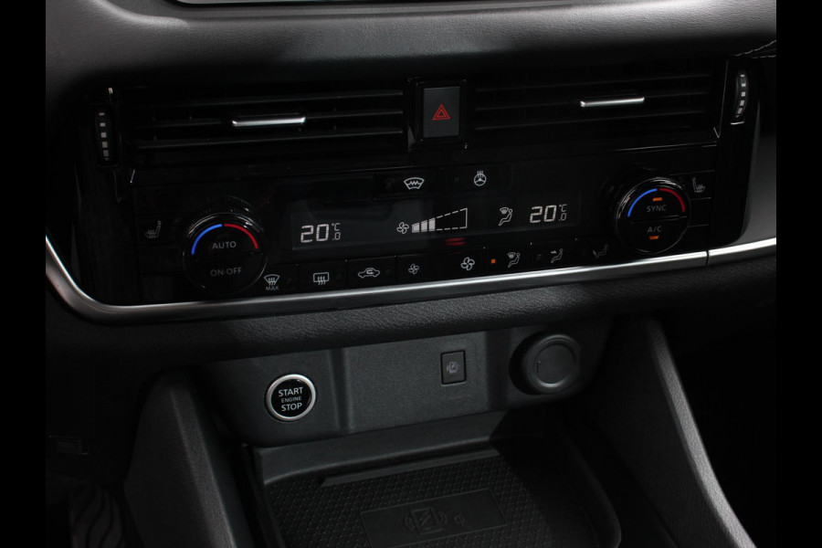 Nissan QASHQAI 1.3 MHEV 158pk Automaat Xtronic Acenta Navigatie Apple Carplay/Andoid Auto Parkeersensor achter Camera Adaptive Cruise Control Blind Spot Assist Stuur- en stoelverwarming Ledverlichting Climate control