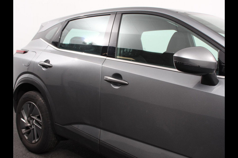 Nissan QASHQAI 1.3 MHEV 158pk Automaat Xtronic Acenta Navigatie Apple Carplay/Andoid Auto Parkeersensor achter Camera Adaptive Cruise Control Blind Spot Assist Stuur- en stoelverwarming Ledverlichting Climate control