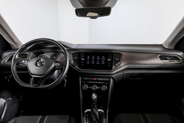 Volkswagen T-Roc 1.5 TSI Style 150 PK | Adapt. Cruise | PDC | Camera | NAV + App. Connect | ECC | Elek. Klep | LM 17" |