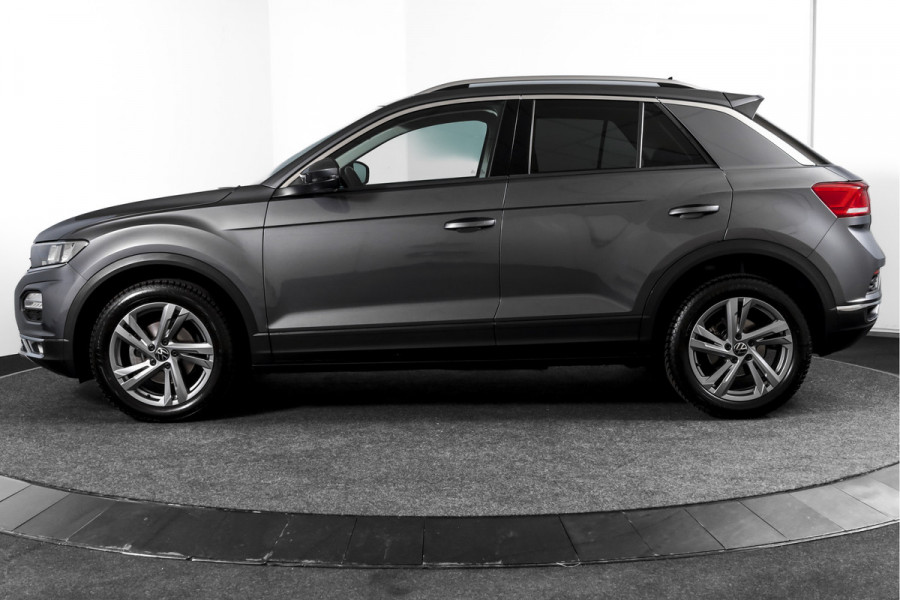 Volkswagen T-Roc 1.5 TSI Style 150 PK | Adapt. Cruise | PDC | Camera | NAV + App. Connect | ECC | Elek. Klep | LM 17" |