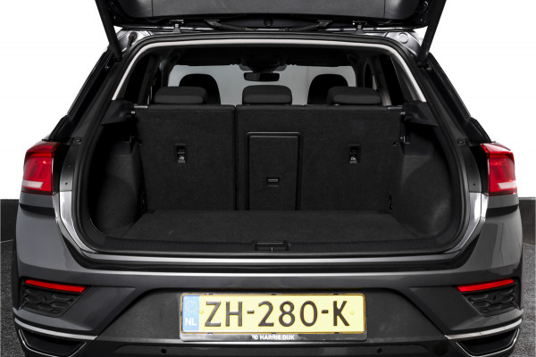 Volkswagen T-Roc 1.5 TSI Style 150 PK | Adapt. Cruise | PDC | Camera | NAV + App. Connect | ECC | Elek. Klep | LM 17" |
