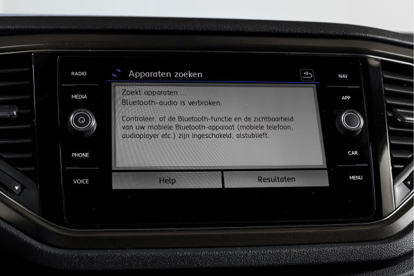 Volkswagen T-Roc 1.5 TSI Style 150 PK | Adapt. Cruise | PDC | Camera | NAV + App. Connect | ECC | Elek. Klep | LM 17" |