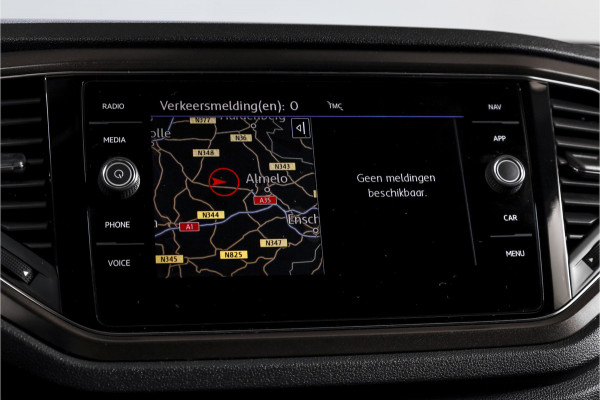 Volkswagen T-Roc 1.5 TSI Style 150 PK | Adapt. Cruise | PDC | Camera | NAV + App. Connect | ECC | Elek. Klep | LM 17" |