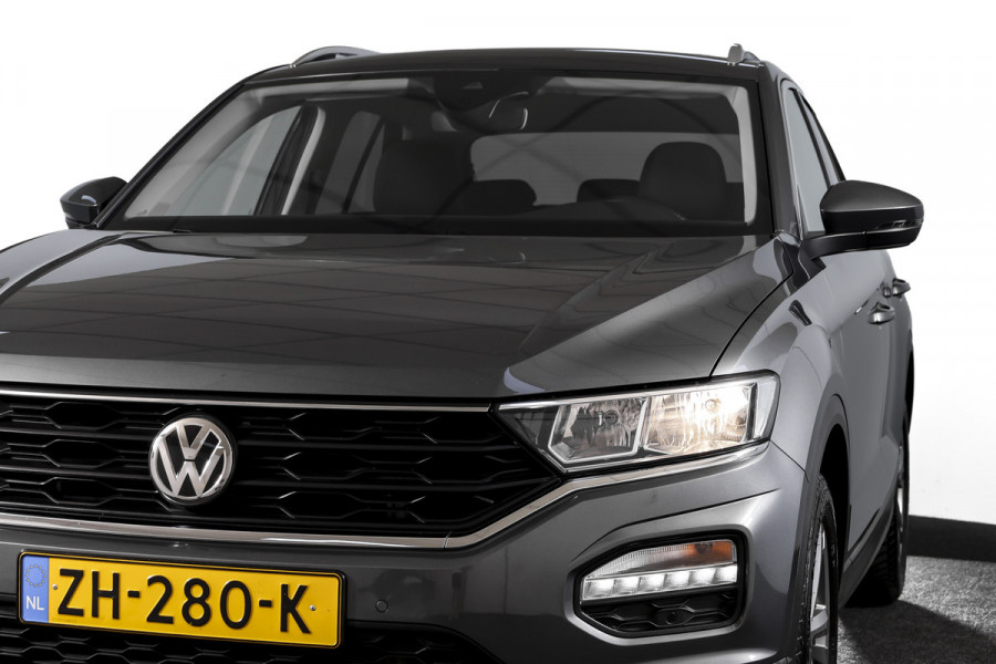 Volkswagen T-Roc 1.5 TSI Style 150 PK | Adapt. Cruise | PDC | Camera | NAV + App. Connect | ECC | Elek. Klep | LM 17" |