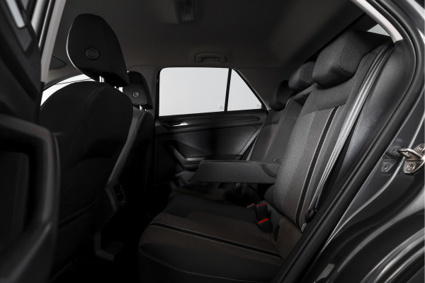 Volkswagen T-Roc 1.5 TSI Style 150 PK | Adapt. Cruise | PDC | Camera | NAV + App. Connect | ECC | Elek. Klep | LM 17" |