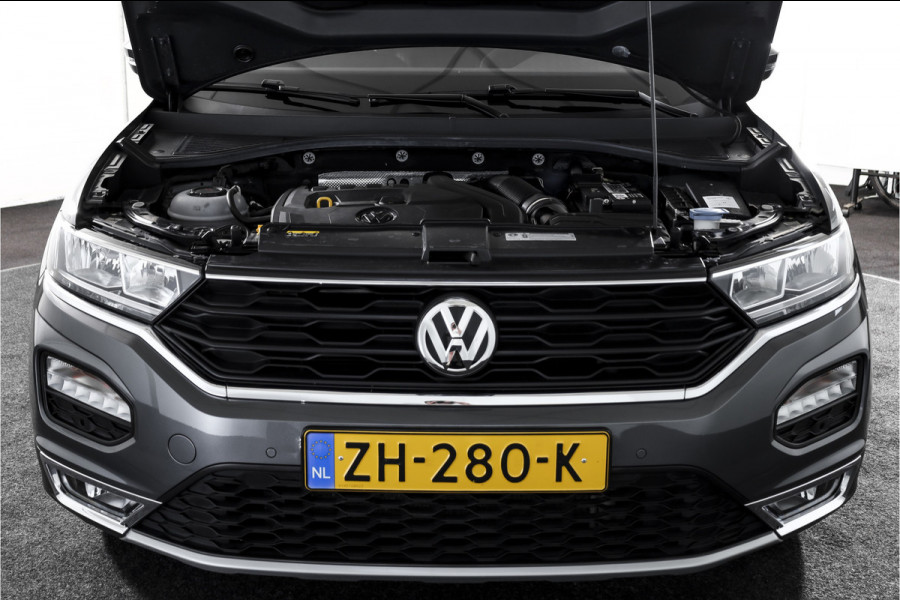 Volkswagen T-Roc 1.5 TSI Style 150 PK | Adapt. Cruise | PDC | Camera | NAV + App. Connect | ECC | Elek. Klep | LM 17" |