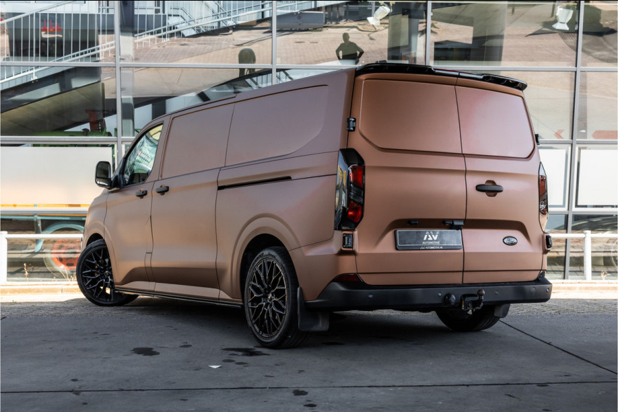 Ford Transit Custom 320 2.0 TDCI L2H1 | ACC | Blind Spot | CarPlay | Navigatie | Camera | Stoelverwarming | Trekhaak | Lederen bekleding