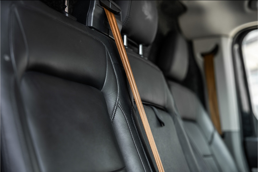 Ford Transit Custom 320 2.0 TDCI L2H1 | ACC | Blind Spot | CarPlay | Navigatie | Camera | Stoelverwarming | Trekhaak | Lederen bekleding
