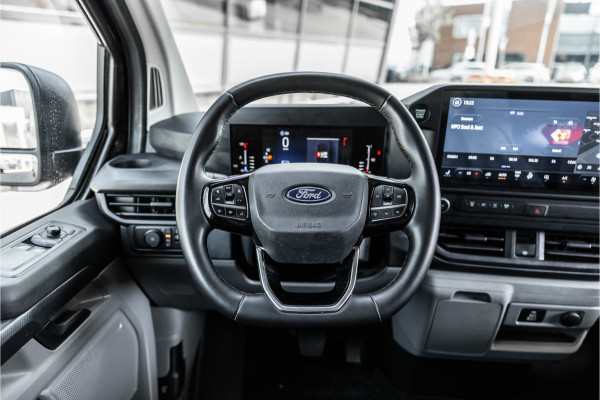 Ford Transit Custom 320 2.0 TDCI L2H1 | ACC | Blind Spot | CarPlay | Navigatie | Camera | Stoelverwarming | Trekhaak | Lederen bekleding