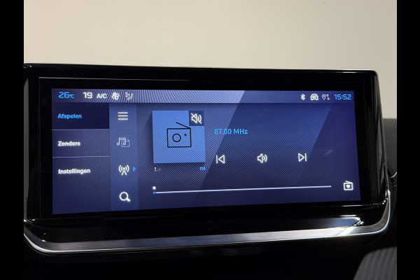 Peugeot e-208 EV GT 51 kWh | 360 Cam | Sport interieur | Soh (batterijcheck) Waarde 97,8 %