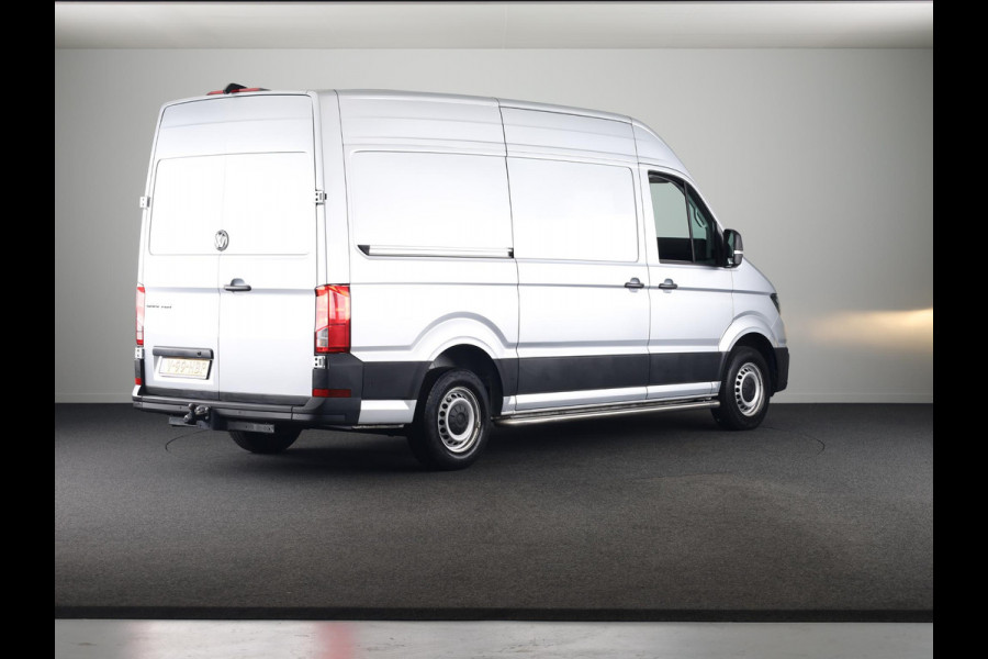 Volkswagen Crafter 35 2.0 TDI L3H3 Highline EURO VI 140 pk | Verlengde garantie | Navigatie | Dode hoek detentie | Trekhaak | Verwarmde voorruit