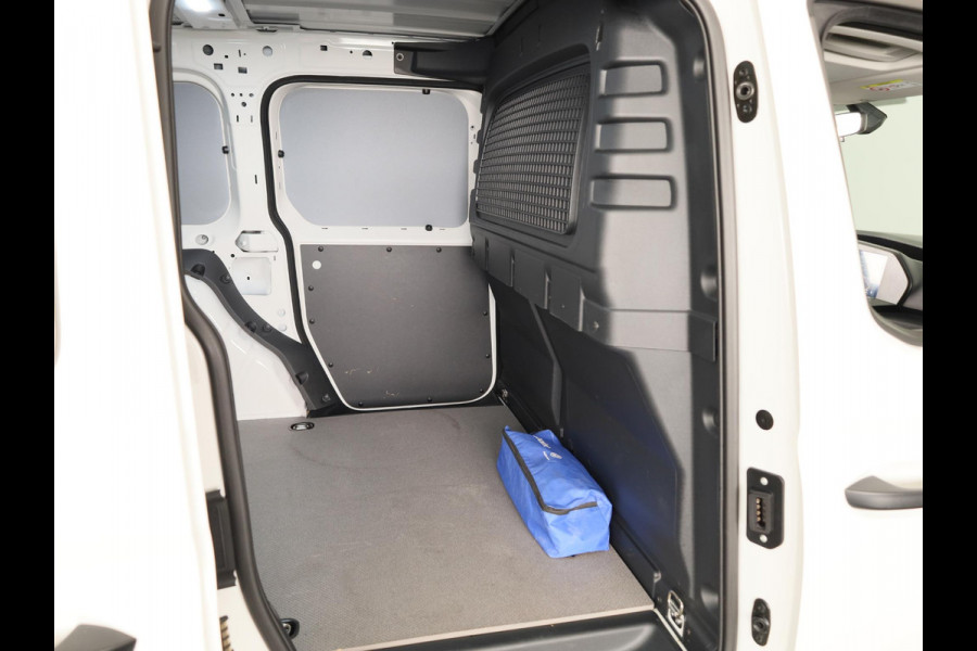Volkswagen Caddy Cargo 2.0 TDI Comfort 122 pk Automaat (DSG) | Navigatie | Parkeersensoren achter | 2 Schuifdeuren  | Stoelverwarming |