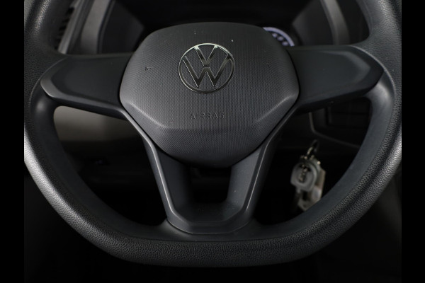 Volkswagen Transporter 2.0 TDI L2H3 28 Comfortline 150 pk Automaat | Navigatie | Trekhaak | Parkeersensoren achter | Achteruitrijcamera | Cruise control | Apple Carplay/Android Auto |